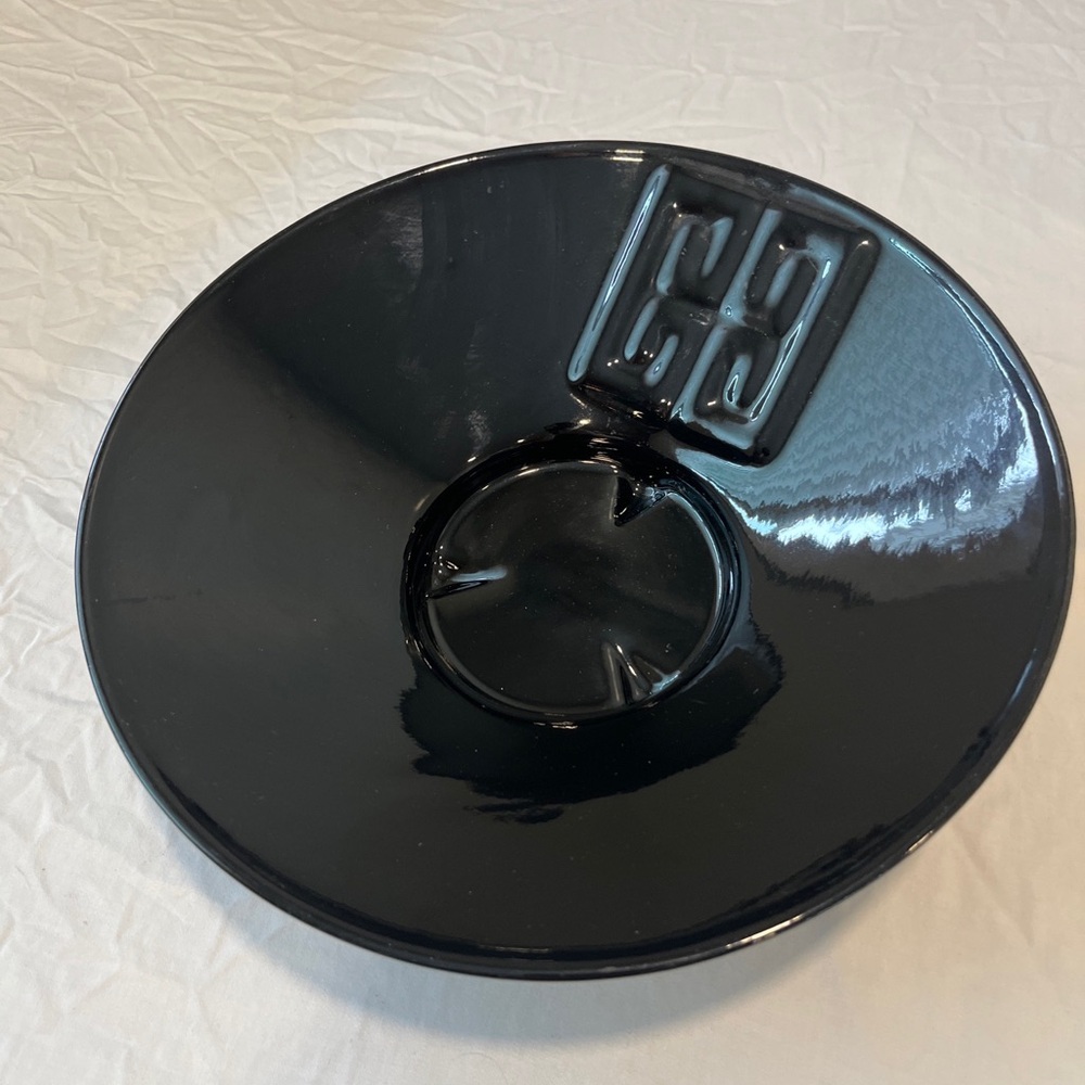 Vintage Black  Claire Lerner Accent Bowl with Reflective Finish Ceramic/Pottery